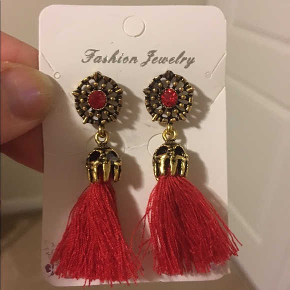 Red Tassel earrings - Picture 1 of 6